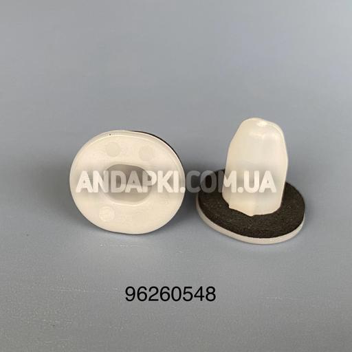 Клипса заднего фонаря Chevrolet Aveo 96260548