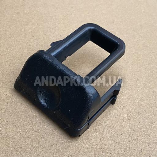 Кнопка блоку запобіжників ВАЗ 2110-5325332