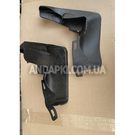 Бризковики переднього колеса ВАЗ 2110 нового зразка